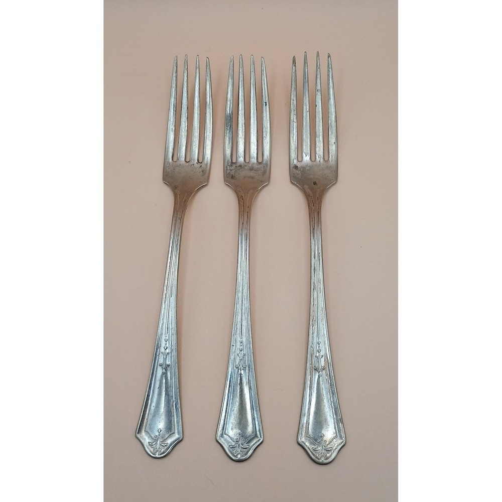 Superior Silver Plate Dinner Forks Set of 3 Fleur-de-lis Vintage Silverware